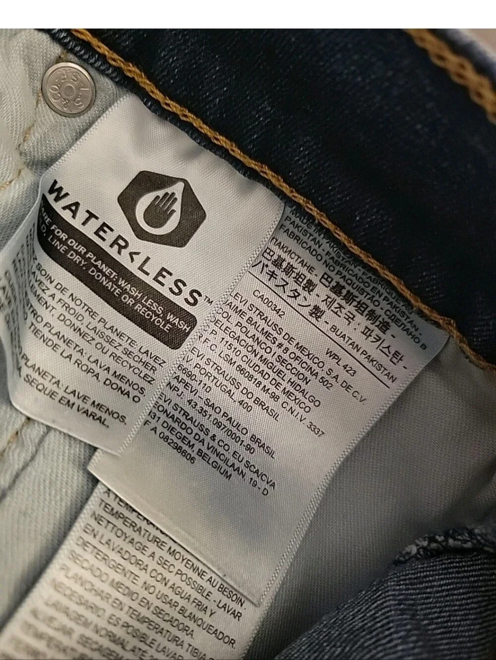Vintage Y2k Levi's  502 Jeans 34x30 Dark Blue Wash Denim Straight Leg Mid Rise